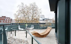 Oxford Street Fitzrovia Apartments By D'Montrio